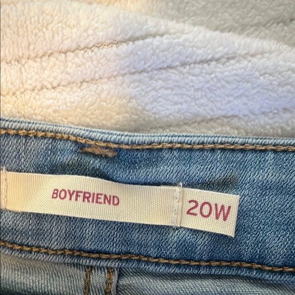 Light Blue Denim Jeans size 20w Levi’s Boyfriend Jeans  lil
Archive 0649 - Picture 4 of 4